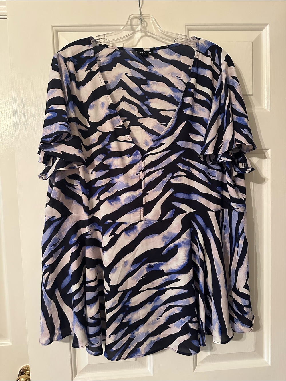 torrid Navy, White and Light Blue Zebra-Print V-Neck Flutter Blouse